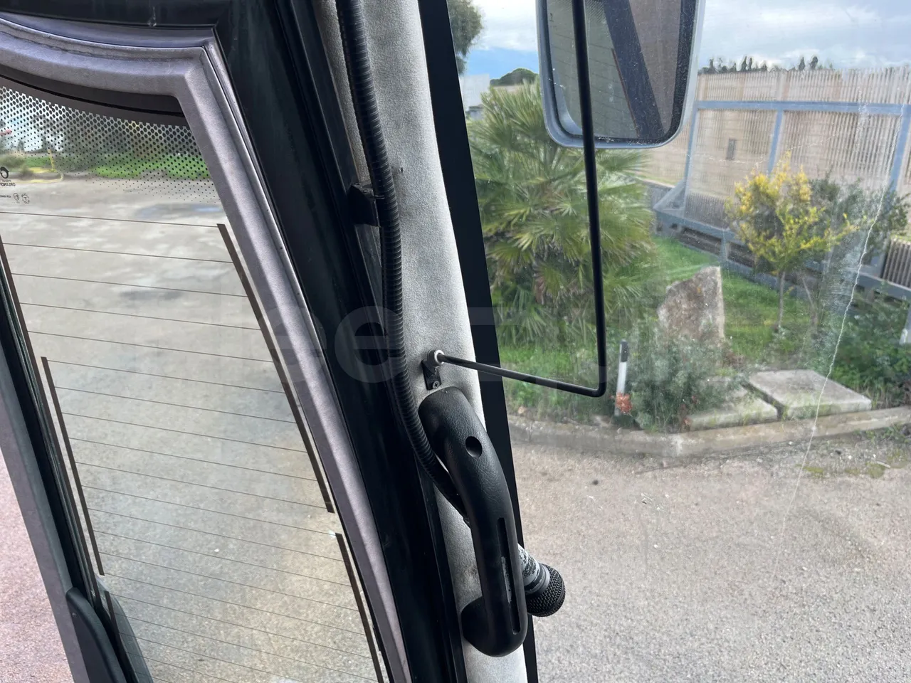 Irisbus Domino Orlandi 2001 397E 12.35 - Euro3 - 259kW - 12mt - driver microphone accessories photo