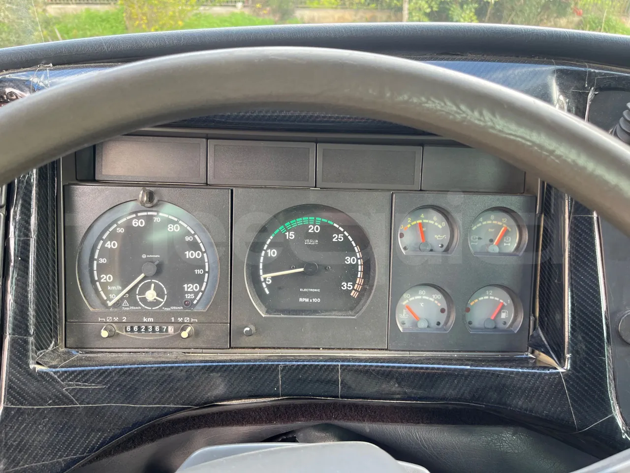 Irisbus Domino Orlandi 2001 397E 12.35 - Euro3 - 259kW - 12mt - dashboard lights on