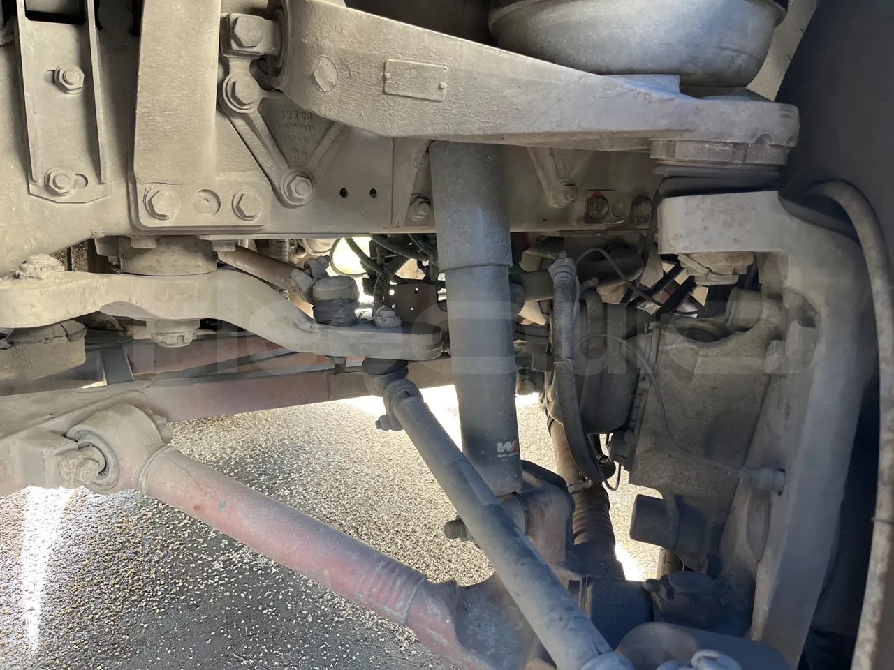 Irisbus Domino Orlandi 2001 397E 12.35 - Euro3 - 259kW - 12mt - front shock absorbers left