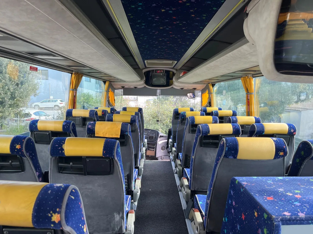 Irisbus Domino Orlandi 2001 397E 12.35 - Euro3 - 259kW - 12mt - forward view middle aisle