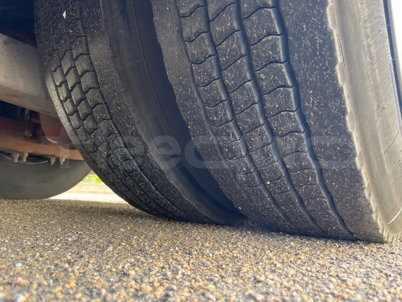 Irisbus Domino Orlandi 2001 397E 12.35 - Euro3 - 259kW - 12mt - tread condition front tires left