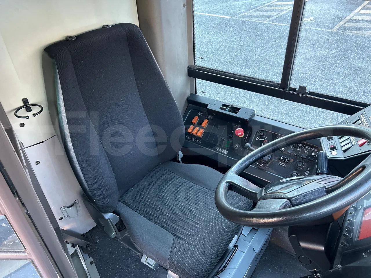 Irisbus Citelis PS09D1 PS09D1-98  - Euro5 - 213kW - 11.990mt - driver's seat photo