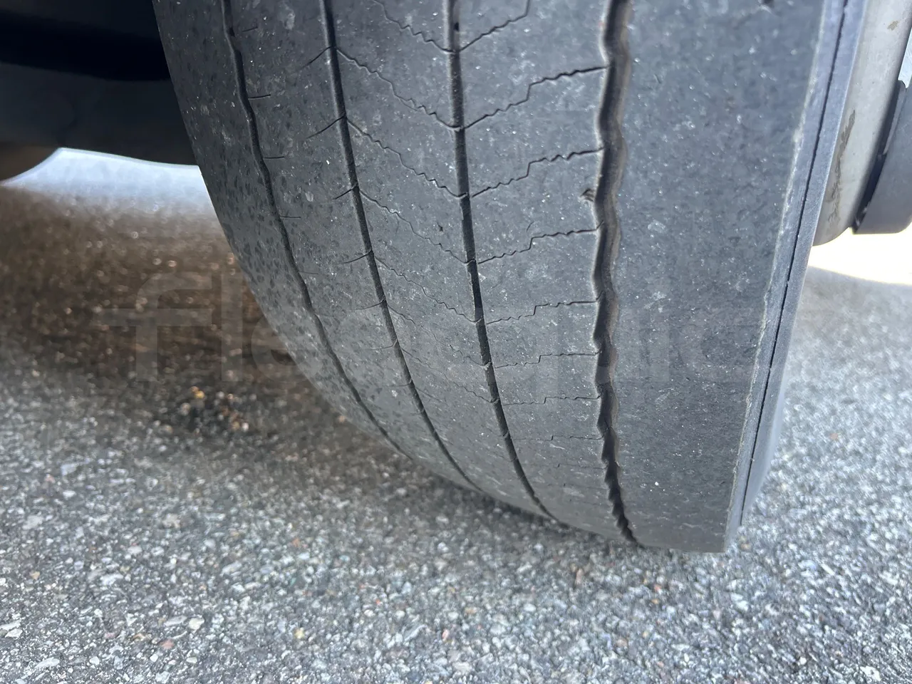 Irisbus Citelis PS09D1 PS09D1-98  - Euro5 - 213kW - 11.990mt - tread condition front tires right