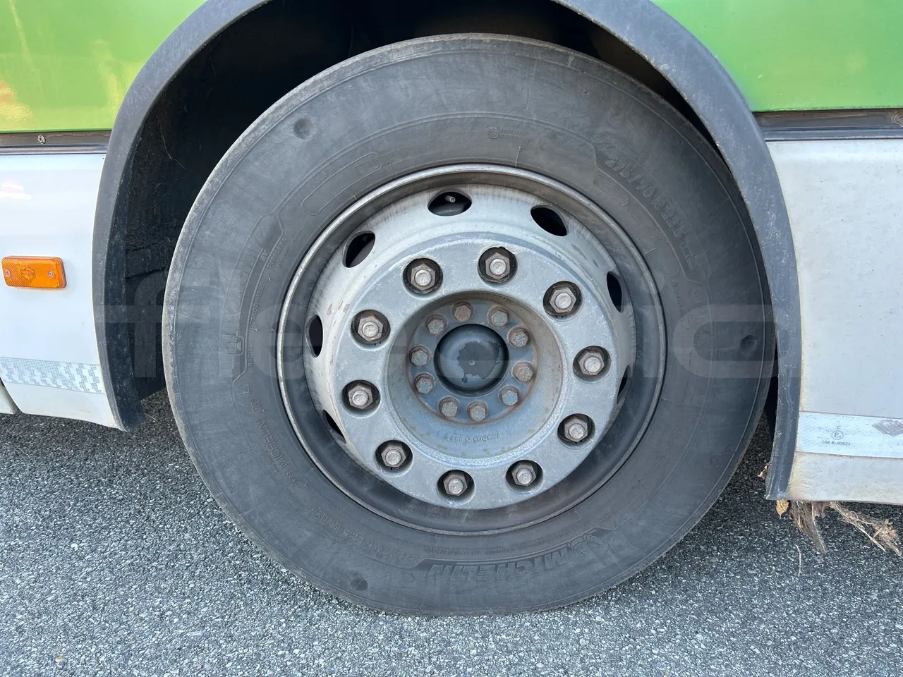 Irisbus Citelis PS09D1 PS09D1-98  - Euro5 - 213kW - 11.990mt - front left tire measurements