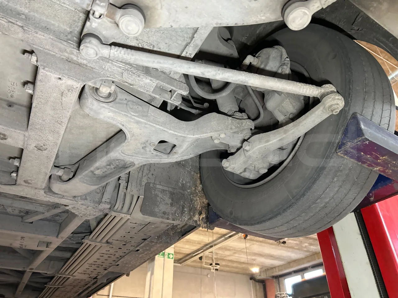 Irisbus Citelis PS09D1 PS09D1-98  - Euro5 - 213kW - 11.990mt - front axle left side