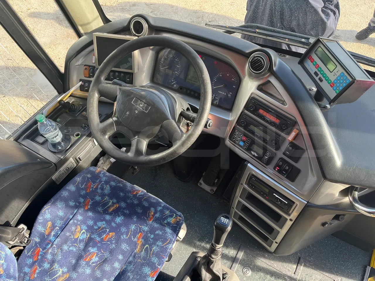 Temsa Safari RD R A T-I53 - Euro 5 - 266 kw - 12.200 mt - buttons panels on