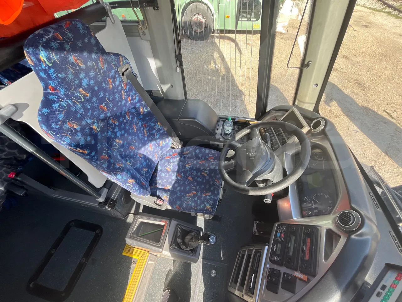 Temsa Safari RD R A T-I53 - Euro 5 - 266 kw - 12.200 mt - driver's seat photo