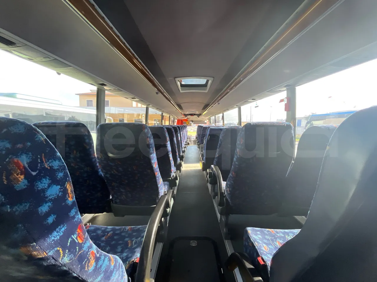 Temsa Safari RD R A T-I53 - Euro 5 - 266 kw - 12.200 mt - forward view all seats last row height