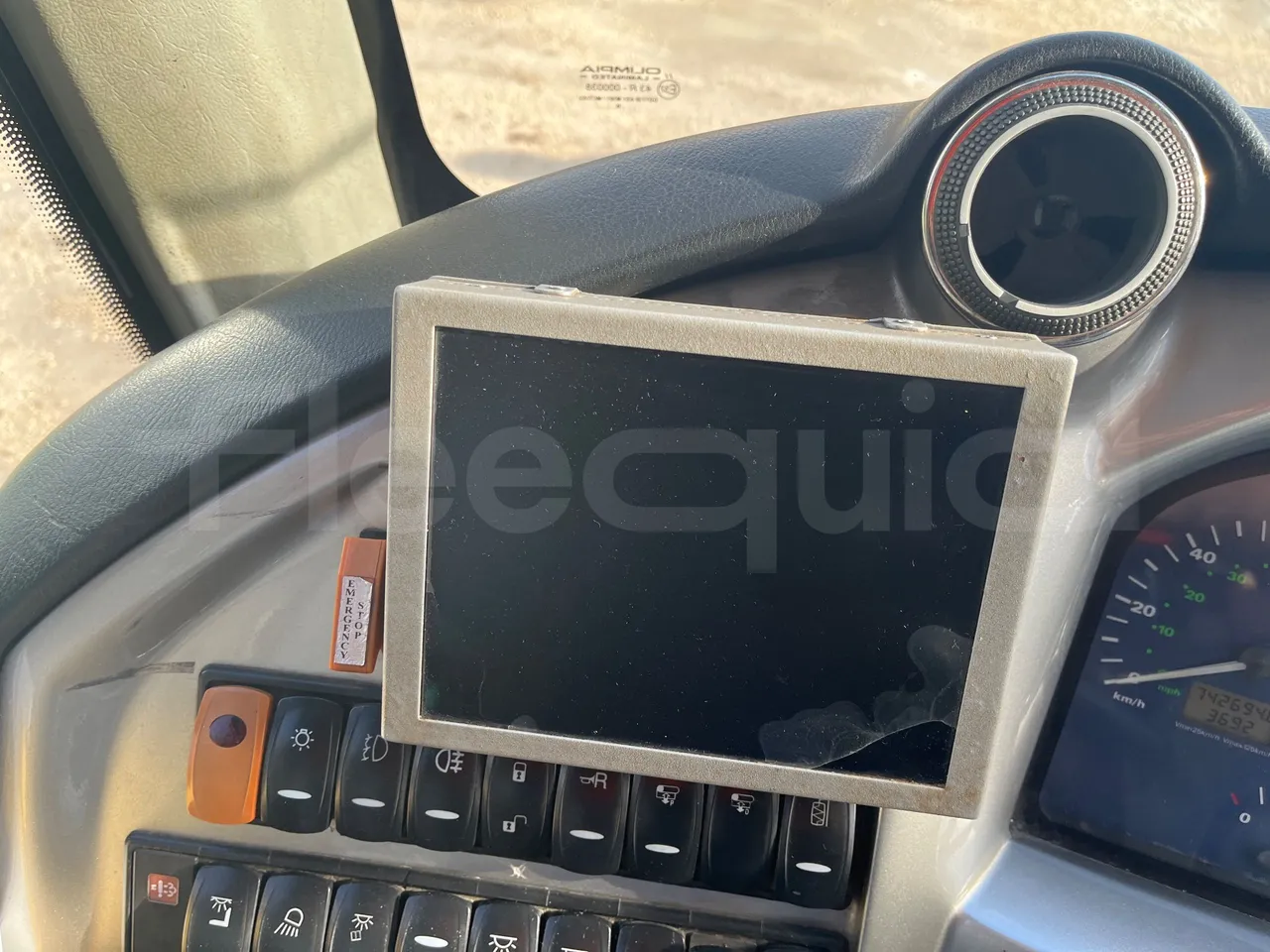 Temsa Safari RD R A T-I53 - Euro 5 - 266 kw - 12.200 mt - monitor detail photo