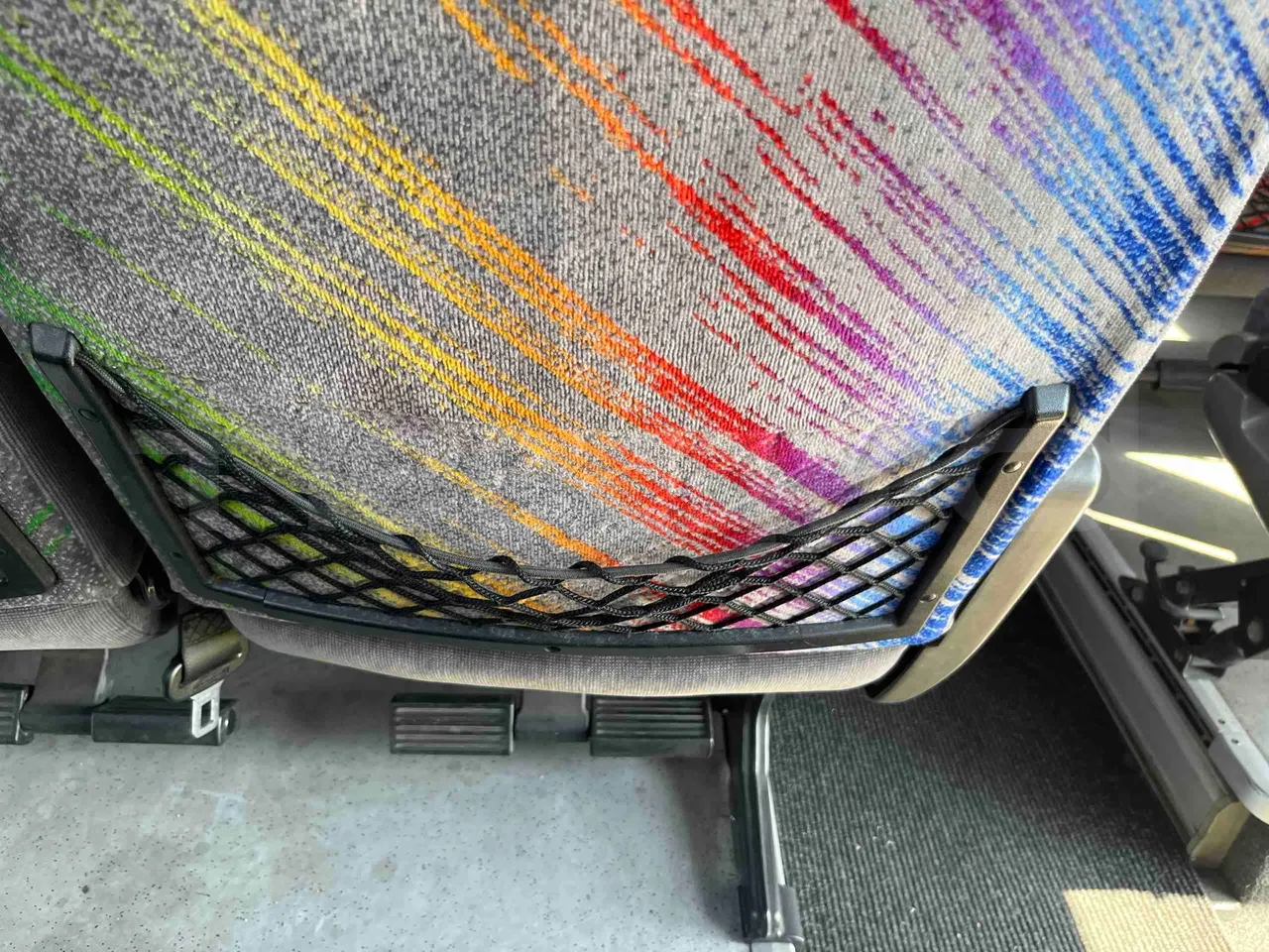 Setra S315 HD - EUR1 - 280kW - 12.000m - mesh detail photo