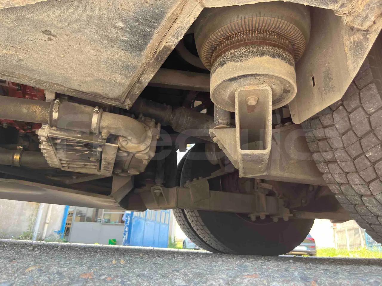 Setra S315 HD - EUR1 - 280kW - 12.000m - differential photo