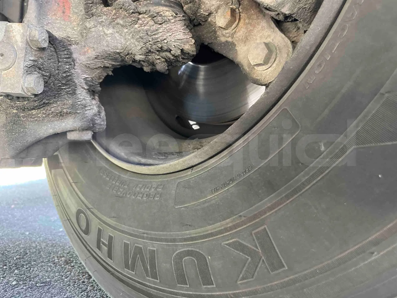 Setra S315 HD - EUR1 - 280kW - 12.000m - front discs left