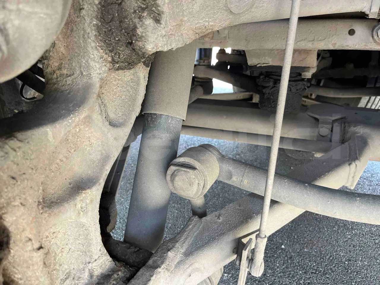 Setra S315 HD - EUR1 - 280kW - 12.000m - front shock absorbers right