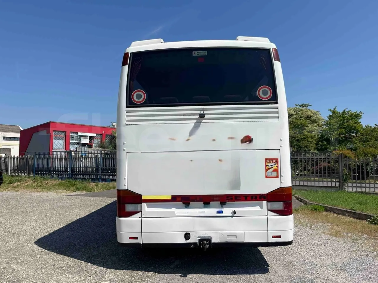 Setra S315 HD - EUR1 - 280kW - 12.000m - rear hatch closed