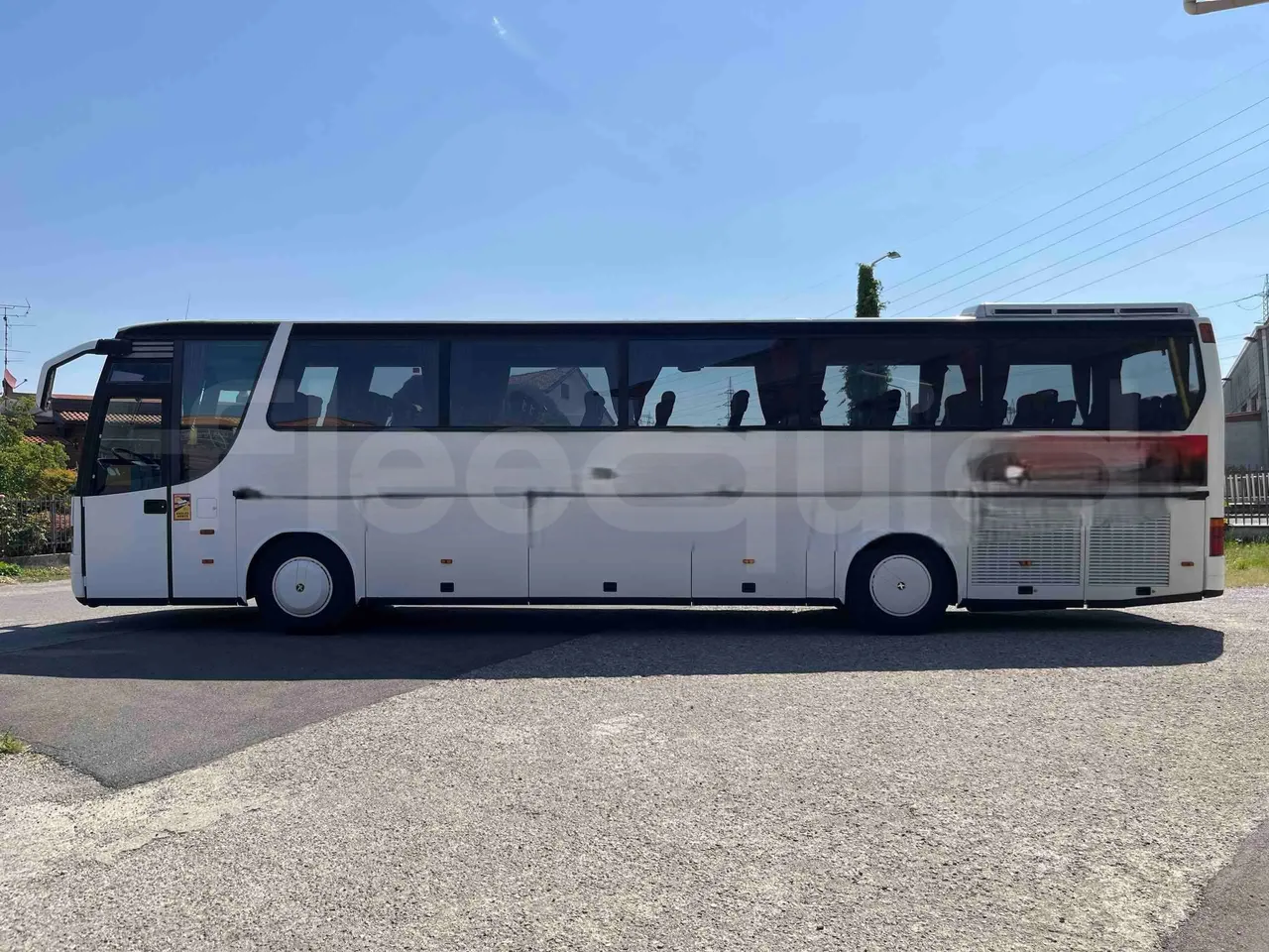 Setra S315 HD - EUR1 - 280kW - 12.000m - left side photo