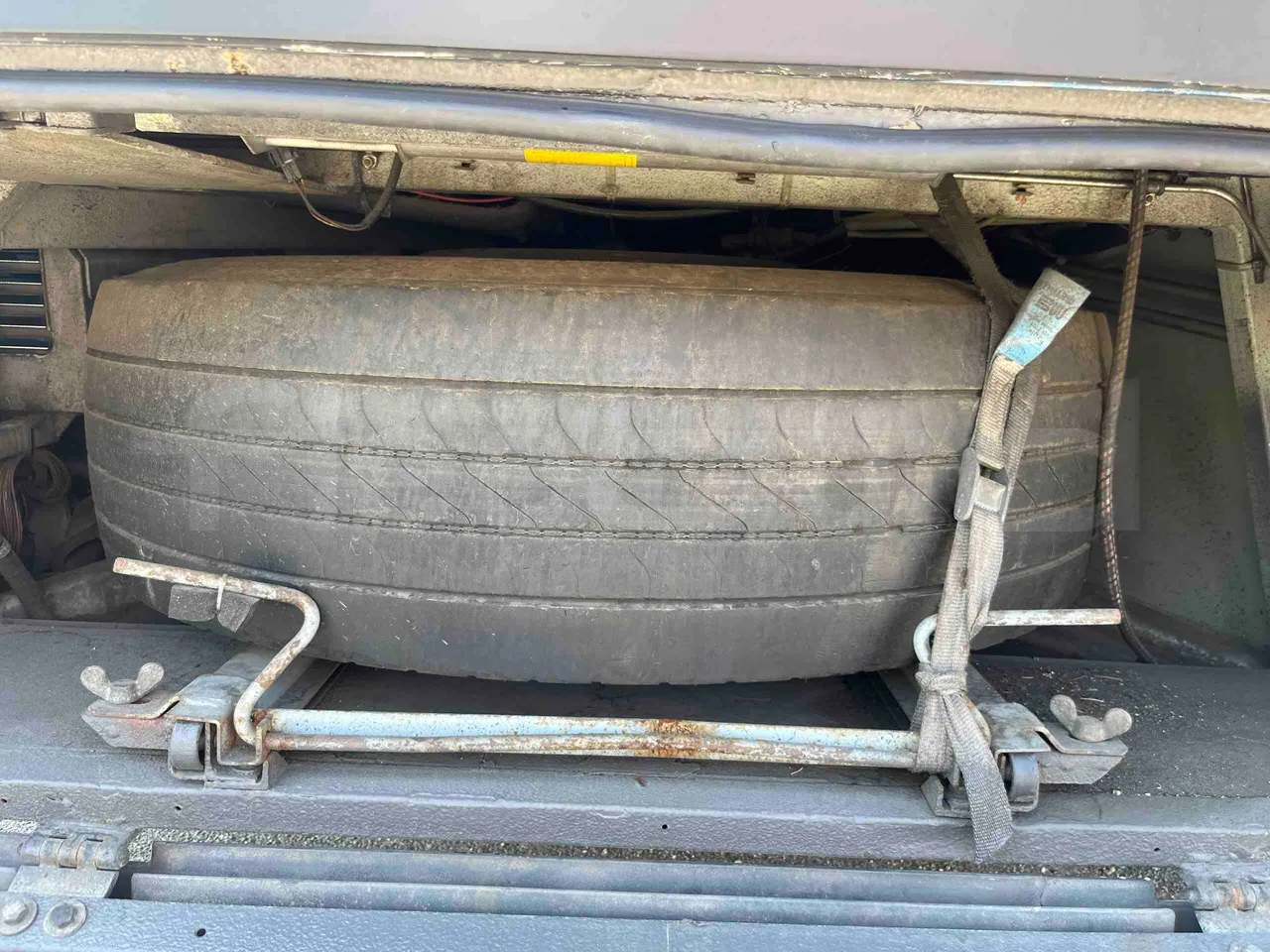 Setra S315 HD - EUR1 - 280kW - 12.000m - spare wheel
