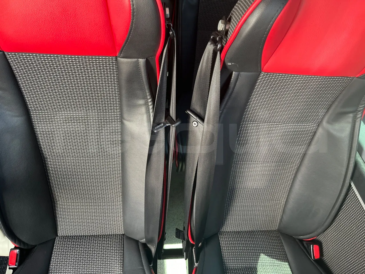 Mercedes-Benz Sprinter 906BB55 - EUR6 - 140kW - 7.765m - central seat safety belt
