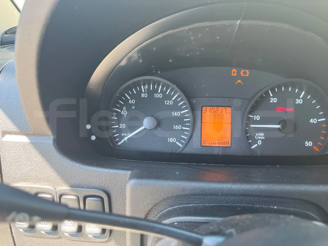 Mercedes-Benz Sprinter 906BB55 - EUR6 - 140kW - 7.765m - dashboard lights on