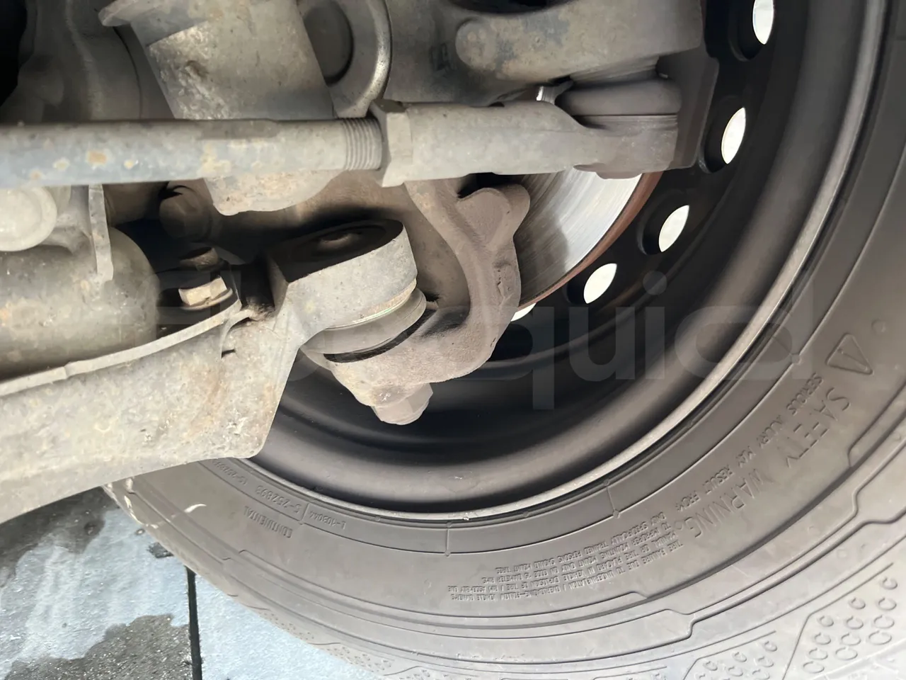 Mercedes-Benz Sprinter 906BB55 - EUR6 - 140kW - 7.765m - front discs left