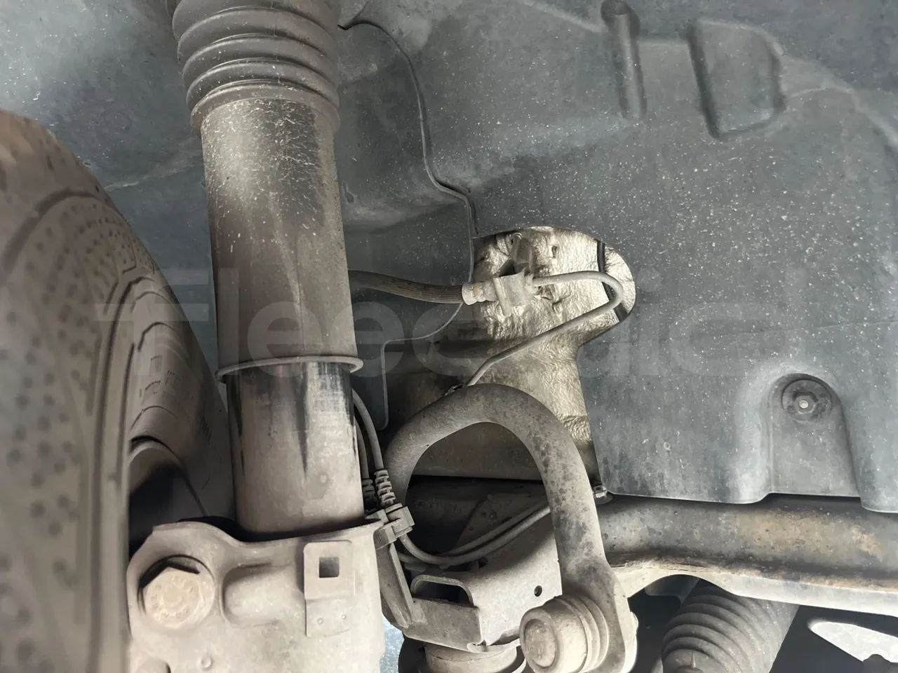 Mercedes-Benz Sprinter 906BB55 - EUR6 - 140kW - 7.765m - front shock absorbers right