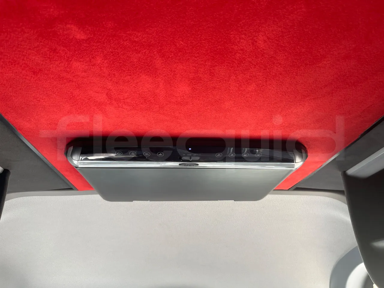 Mercedes-Benz Sprinter 906BB55 - EUR6 - 140kW - 7.765m - monitor detail photo