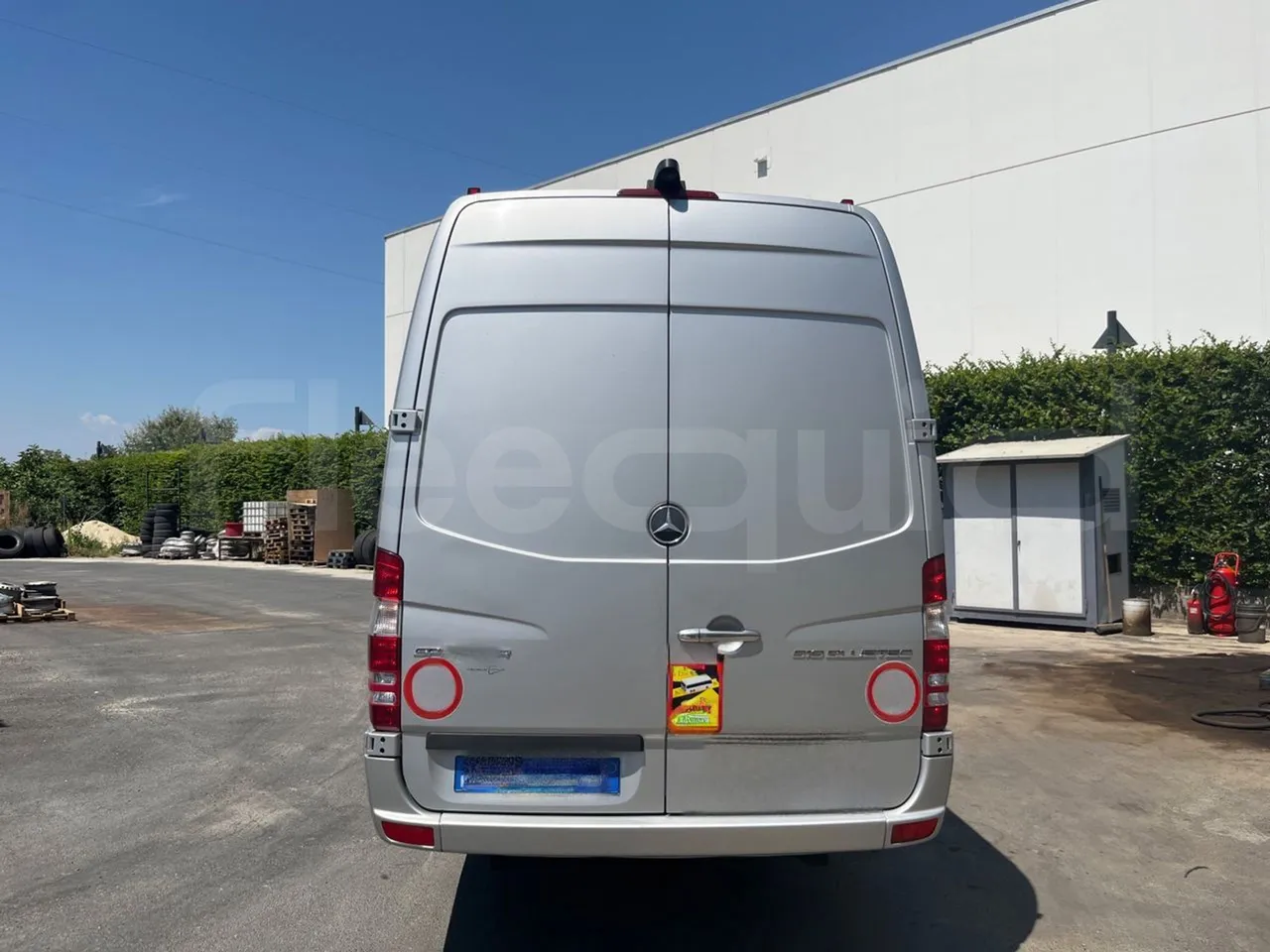 Mercedes-Benz Sprinter 906BB55 - EUR6 - 140kW - 7.765m - rear hatch closed