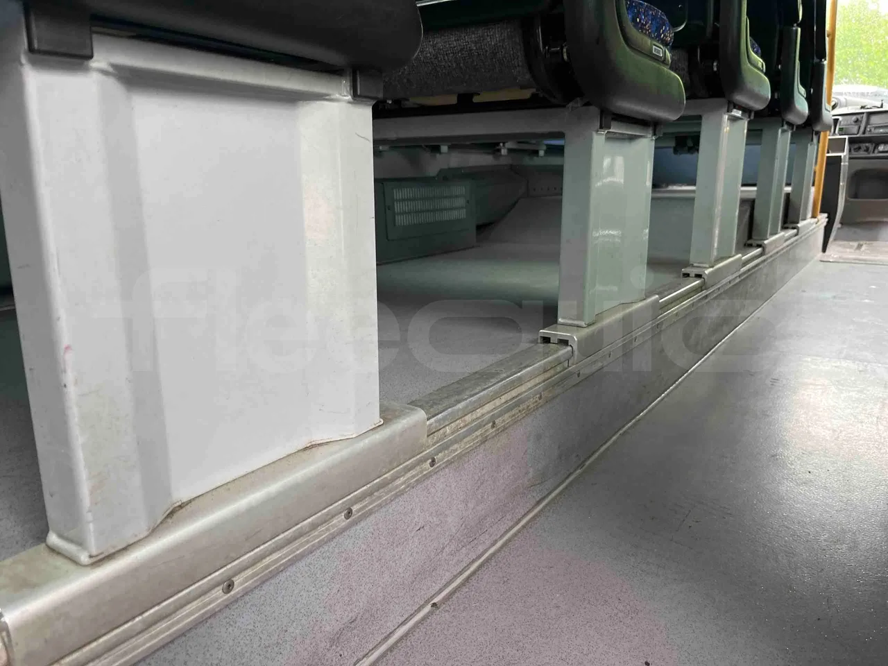 Iveco Crossway SFR160 - Euro 5 - 280 Kw - 10.655mt - usb charging detail