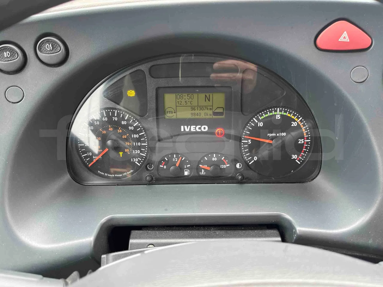 Iveco Crossway SFR160 - Euro 5 - 280 Kw - 10.655mt - dashboard lights on