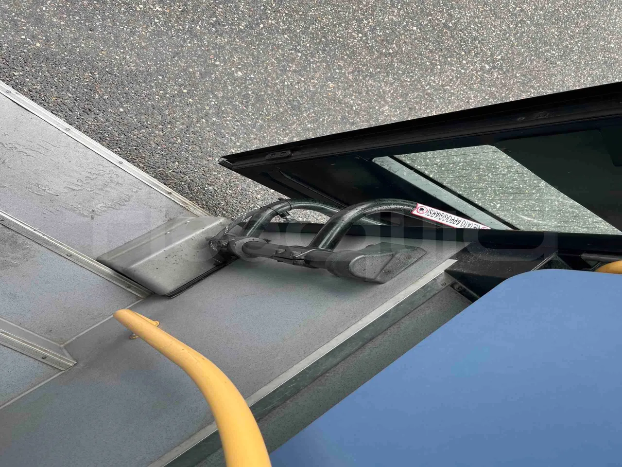 Iveco Crossway SFR160 - Euro 5 - 280 Kw - 10.655mt - door mechanism photo