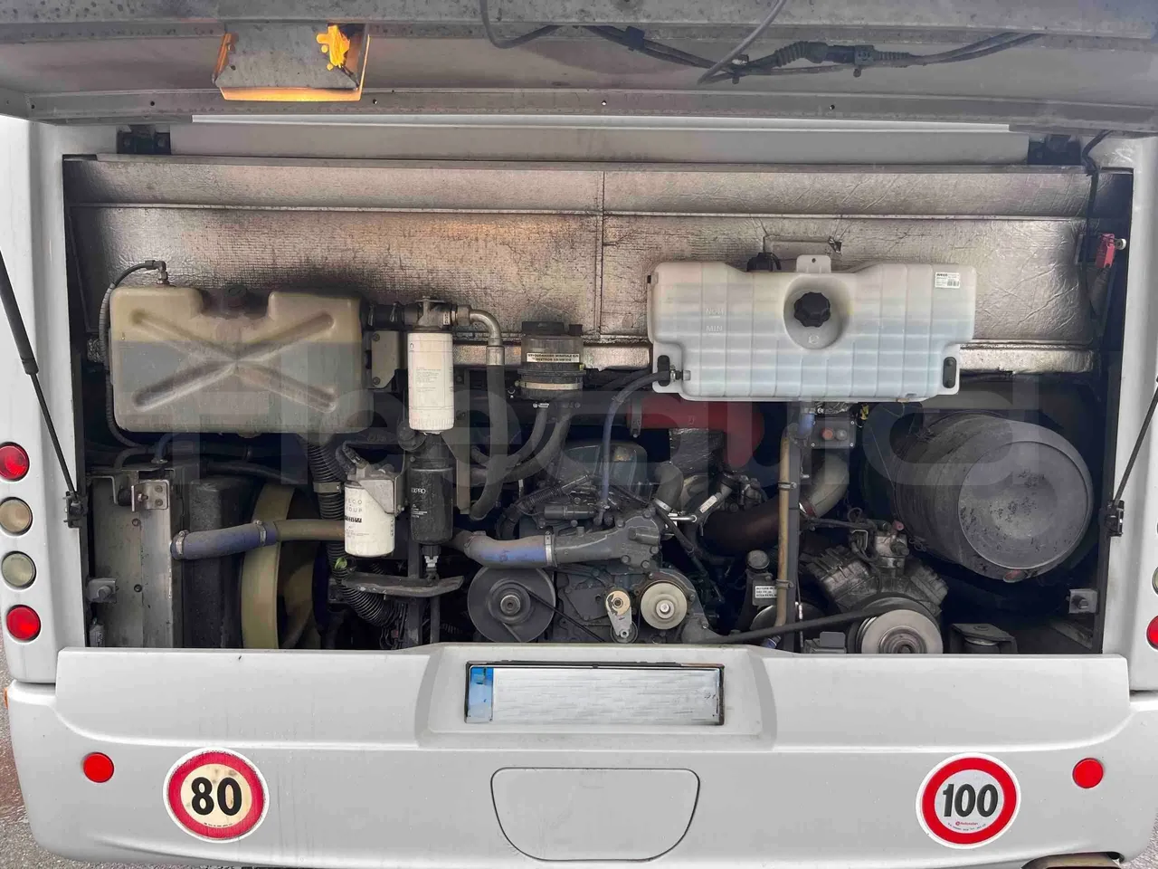 Iveco Crossway SFR160 - Euro 5 - 280 Kw - 10.655mt - rear hatch open