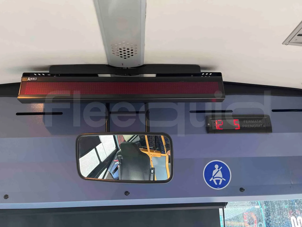 Iveco Crossway SFR160 - Euro 5 - 280 Kw - 10.655mt - hostess seat photo