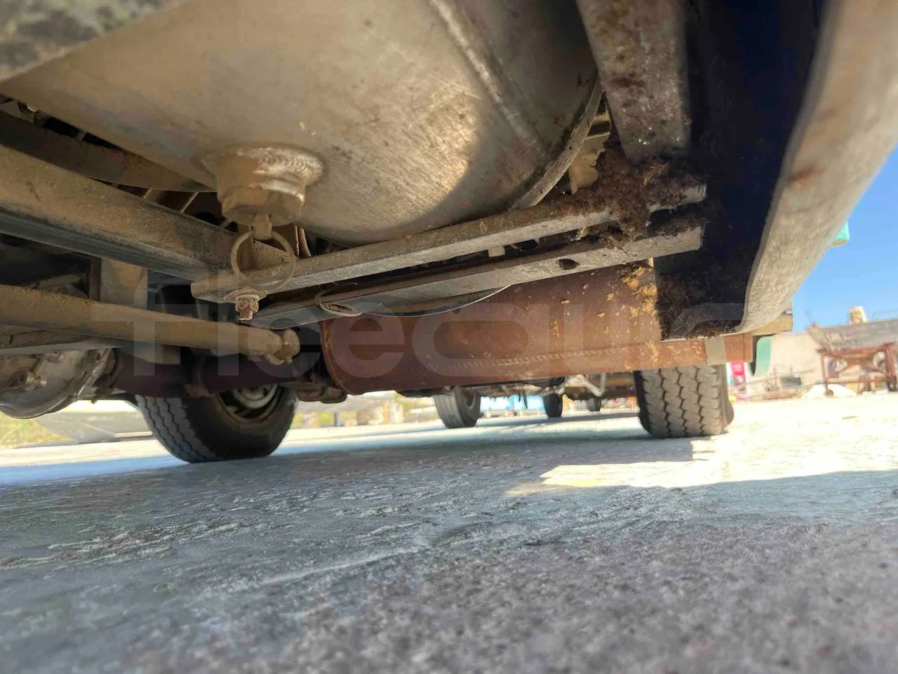 Tianjin Brother Tourist Train YLG 20V3 - central undercarriage photo