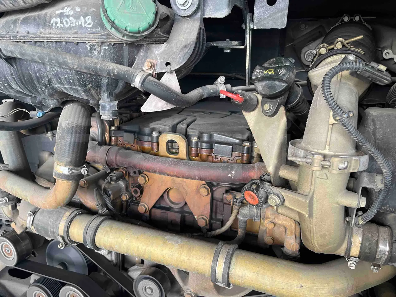 Mercedes-Benz Citaro O 530 LE - Euro 6 - 220 kW - 12.170 mt - engine plate photo