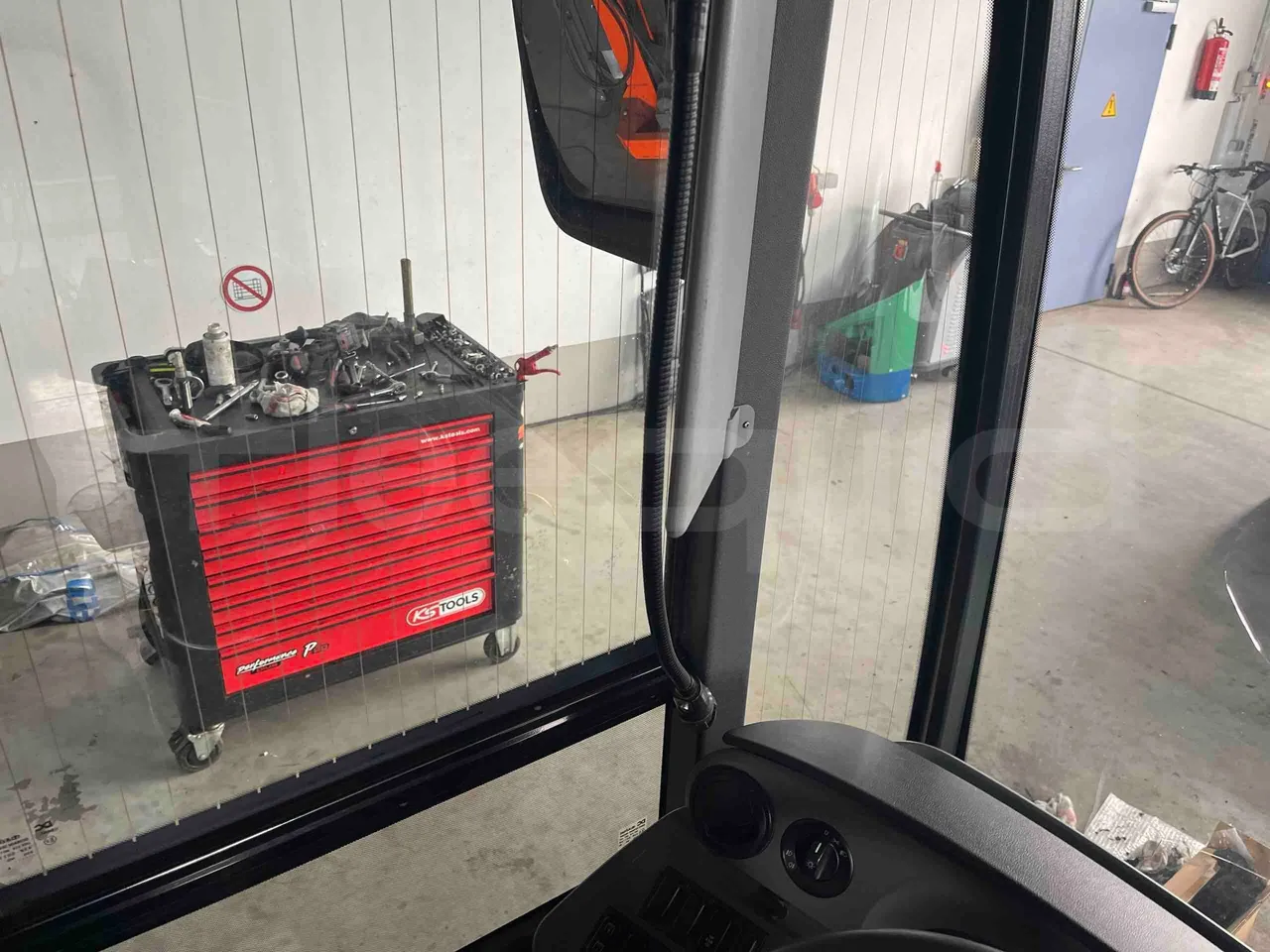 Mercedes-Benz Citaro O 530 LE - Euro 6 - 220 kW - 12.170 mt - driver microphone accessories photo