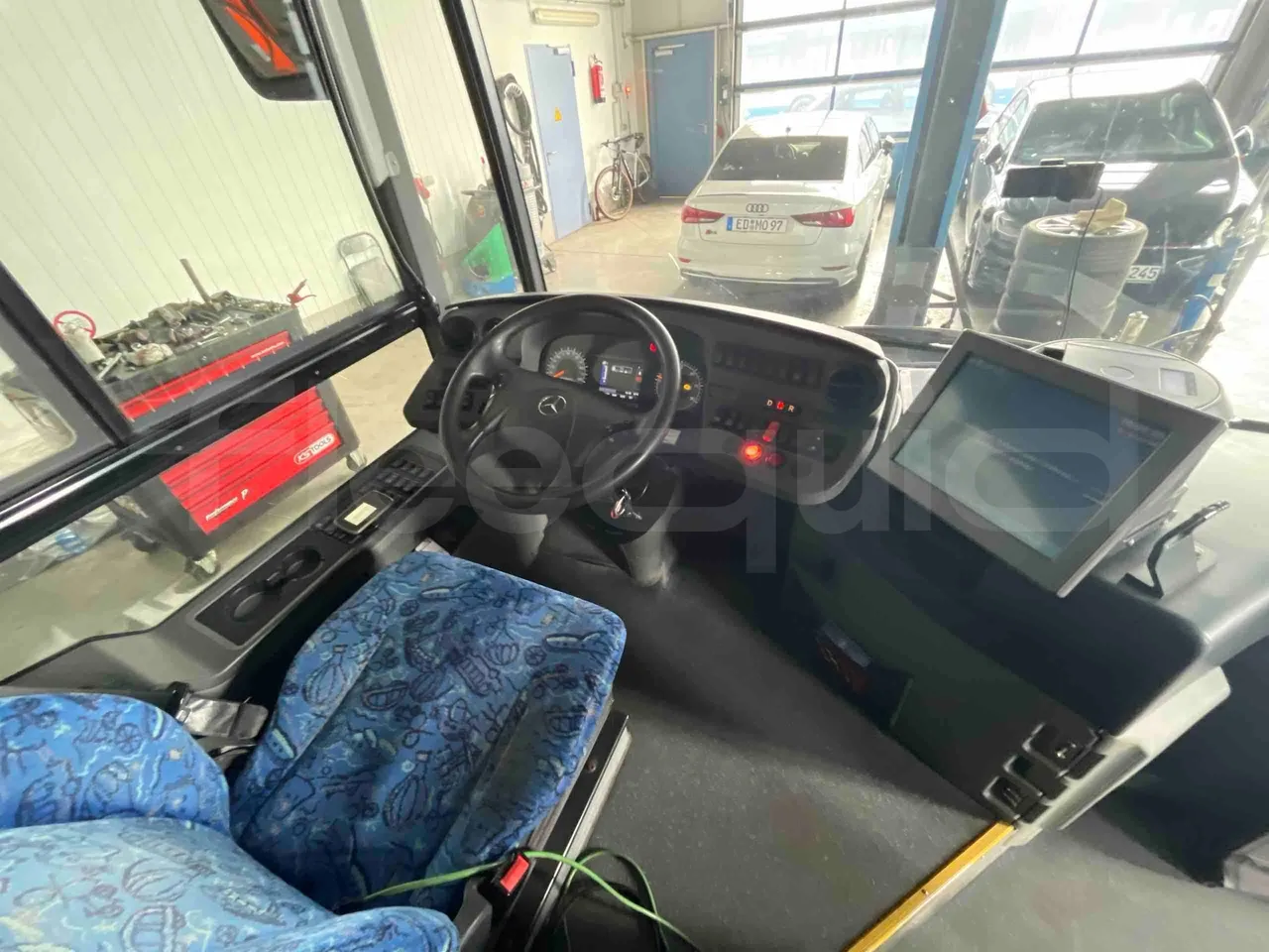 Mercedes-Benz Citaro O 530 LE - Euro 6 - 220 kW - 12.170 mt - buttons panels on
