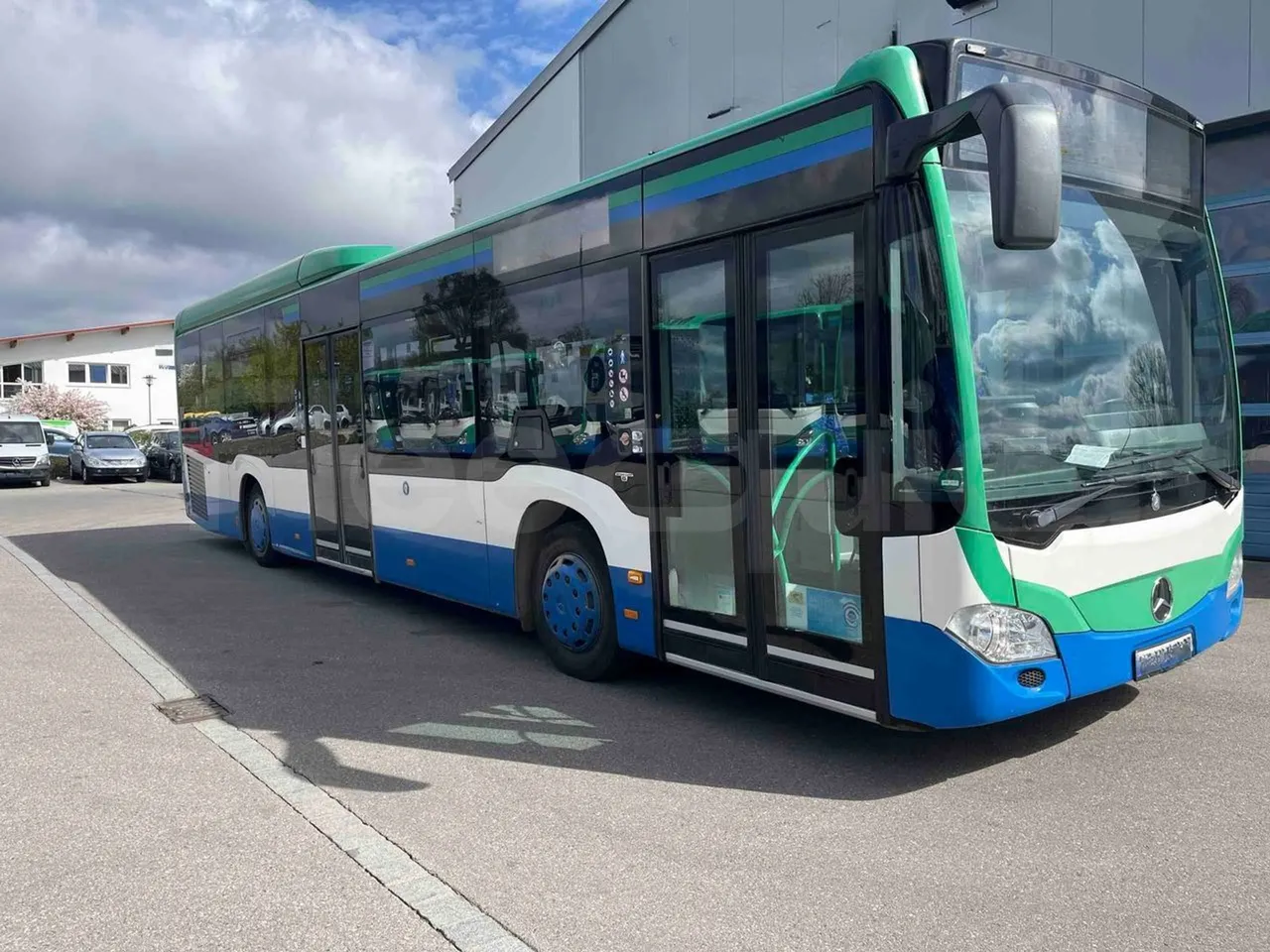 Mercedes-Benz Citaro O 530 LE - Euro 6 - 220 kW - 12.170 mt - Base cover photo