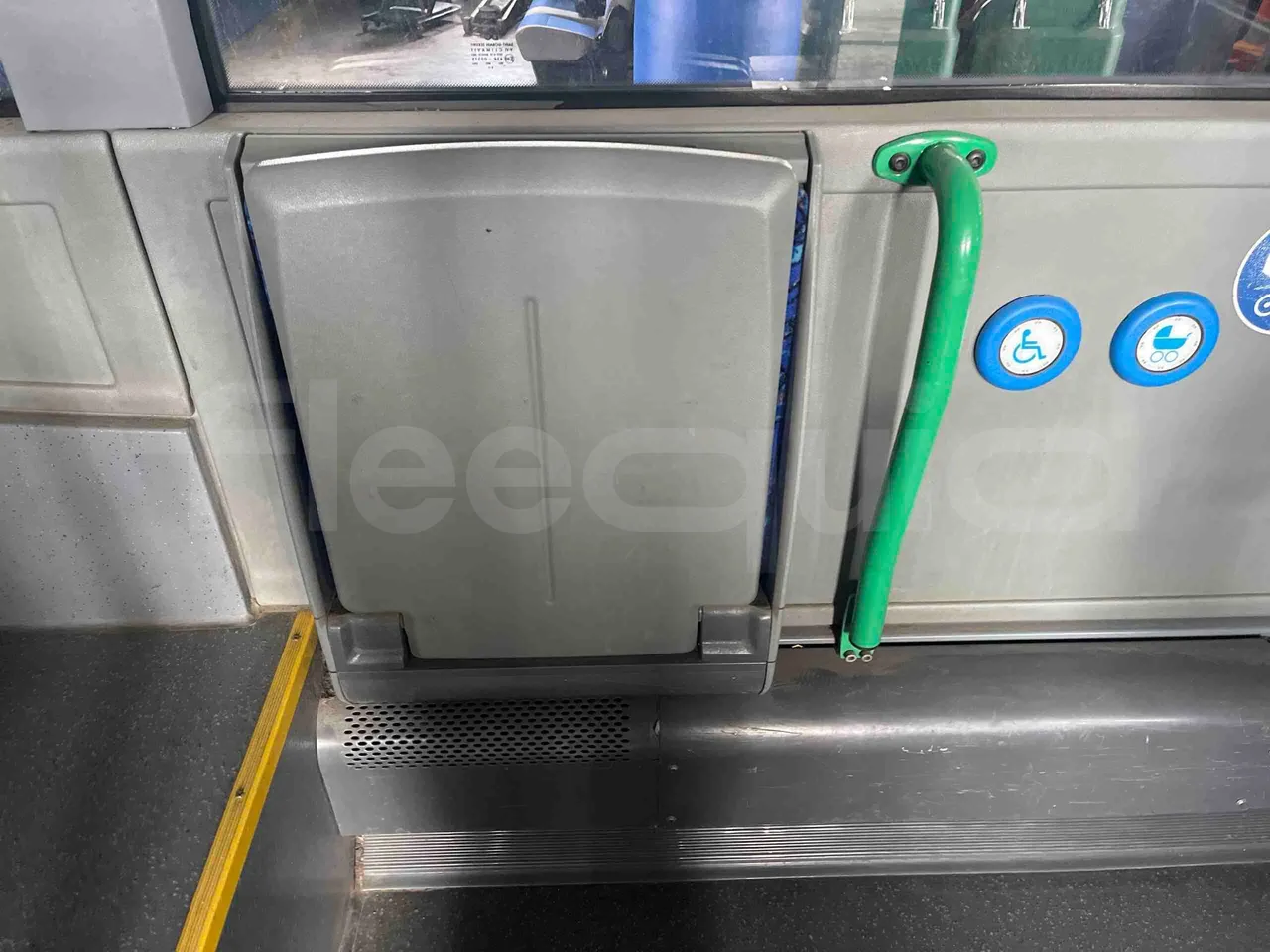 Mercedes-Benz Citaro O 530 LE - Euro 6 - 220 kW - 12.170 mt - single seat detail