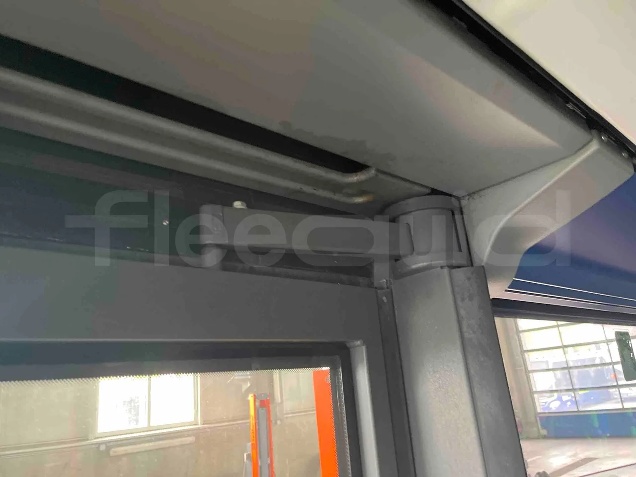 Mercedes-Benz Citaro O 530 LE - Euro 6 - 220 kW - 12.170 mt - door mechanism photo