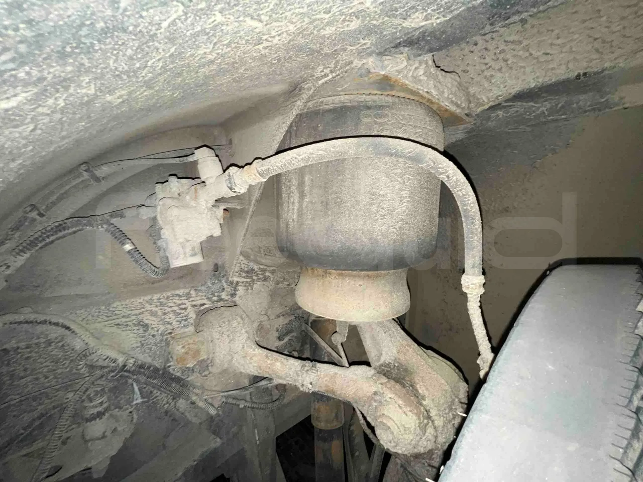 Mercedes-Benz Citaro O 530 LE - Euro 6 - 220 kW - 12.170 mt - front shock absorbers left