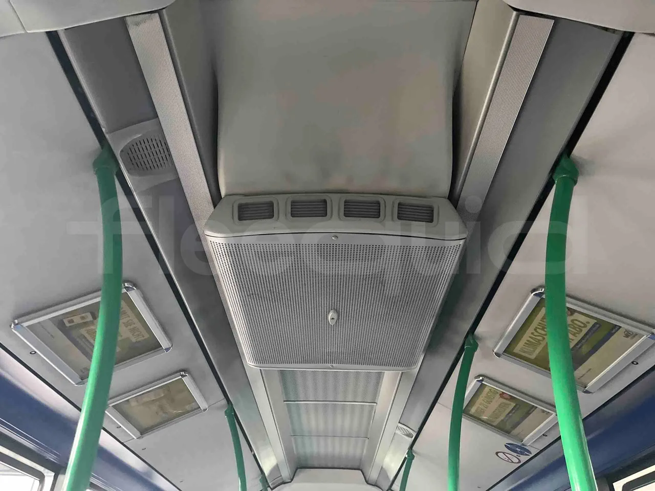 Mercedes-Benz Citaro O 530 LE - Euro 6 - 220 kW - 12.170 mt - roof hatch 1