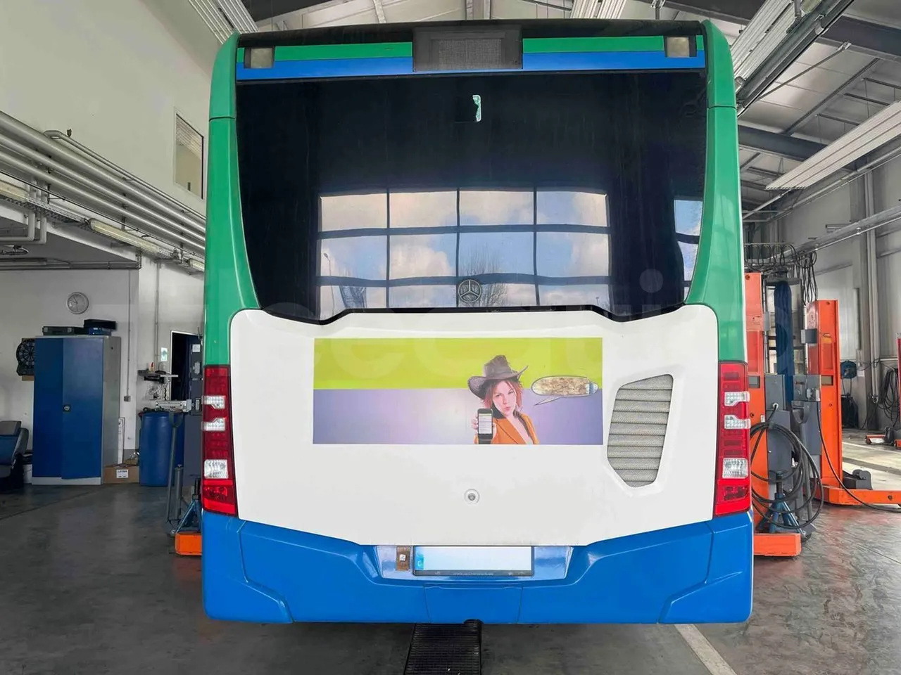Mercedes-Benz Citaro O 530 LE - Euro 6 - 220 kW - 12.170 mt - rear hatch closed