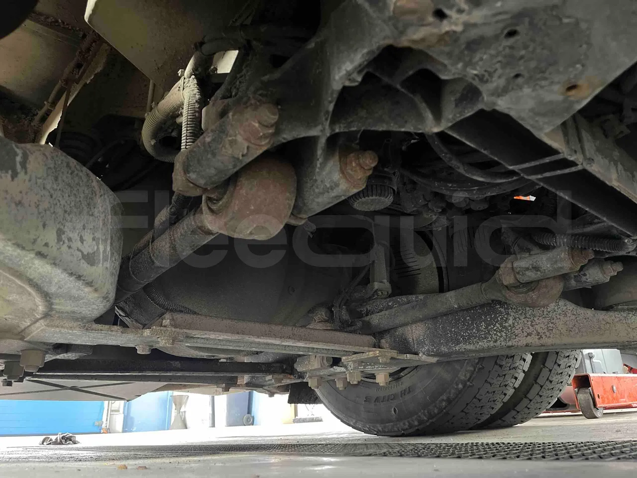 Mercedes-Benz Citaro O 530 LE - Euro 6 - 220 kW - 12.170 mt - axel 2 leaf spring right