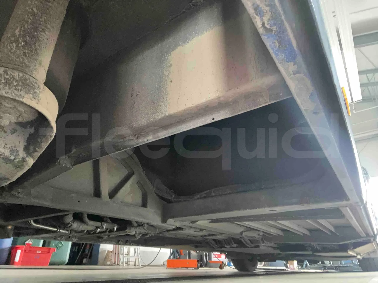 Mercedes-Benz Citaro O 530 LE - Euro 6 - 220 kW - 12.170 mt - axel 3 shock absorbers 2 right