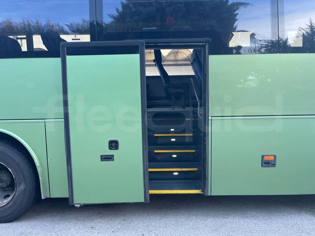 Temsa Safari RD R A T-I53 - Euro 5 - 266 kw - 12.200 mt - front door 2 open