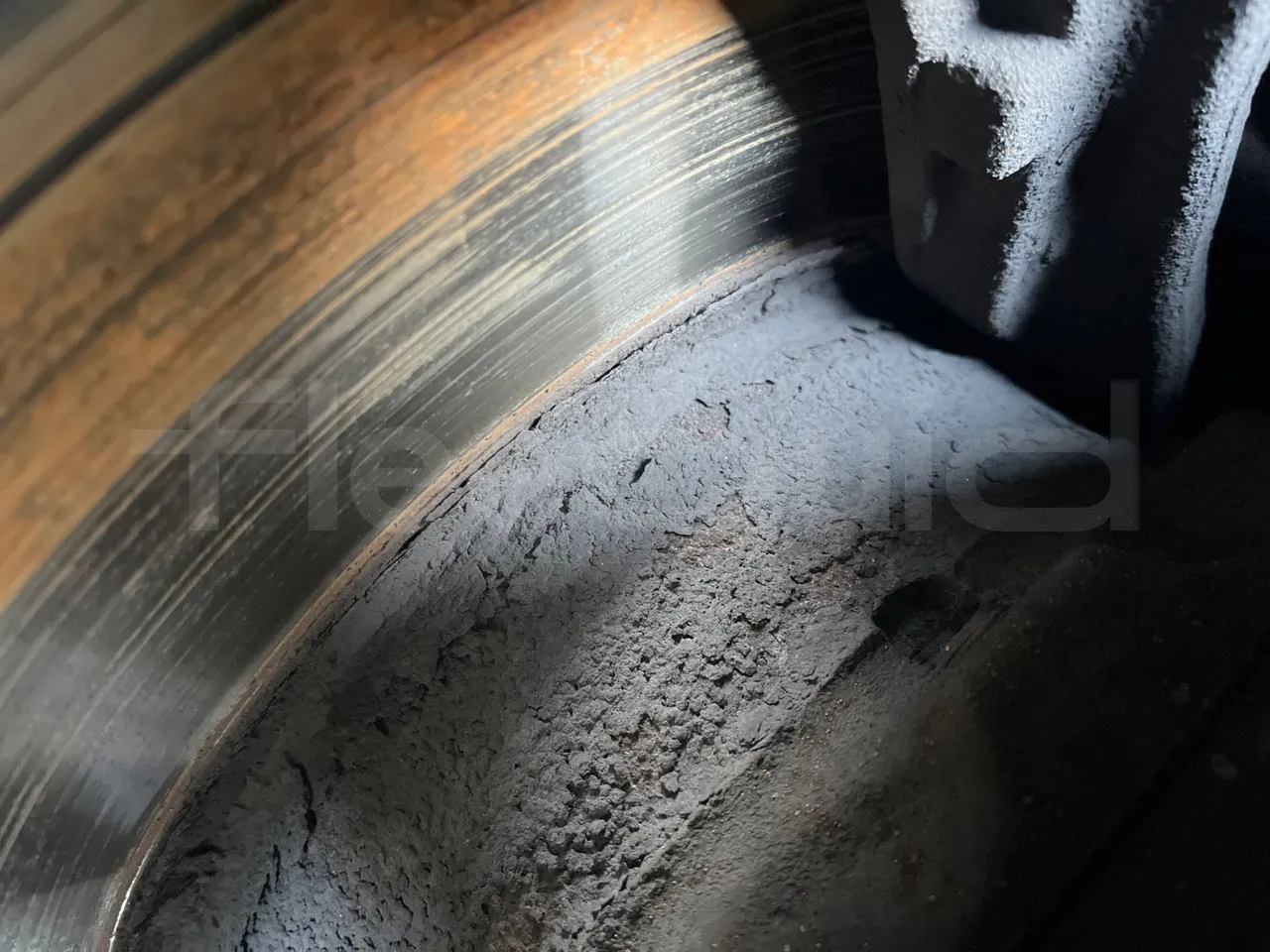 Temsa Safari RD R A T-I53 - Euro 5 - 266 kw - 12.200 mt - front discs right