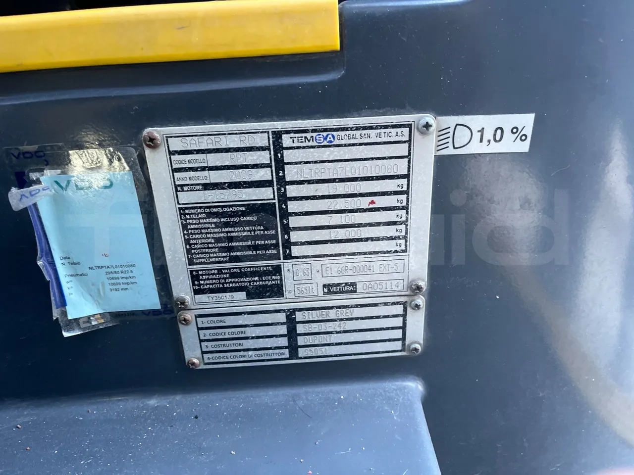 Temsa Safari RD R A T-I53 - Euro 5 - 266 kw - 12.200 mt - vehicle plate photo