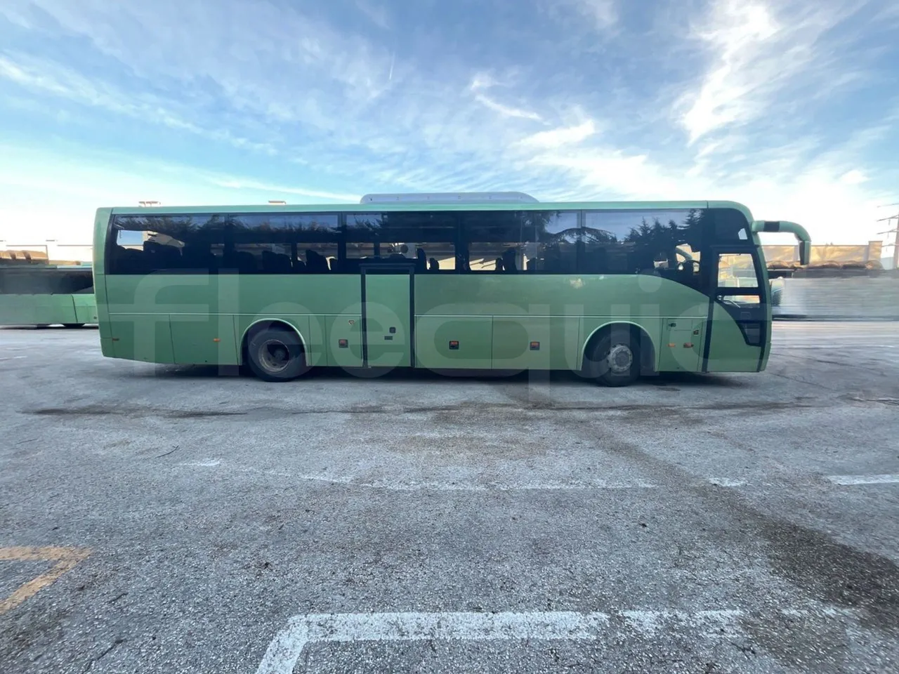 Temsa Safari RD R A T-I53 - Euro 5 - 266 kw - 12.200 mt - right side doors closed