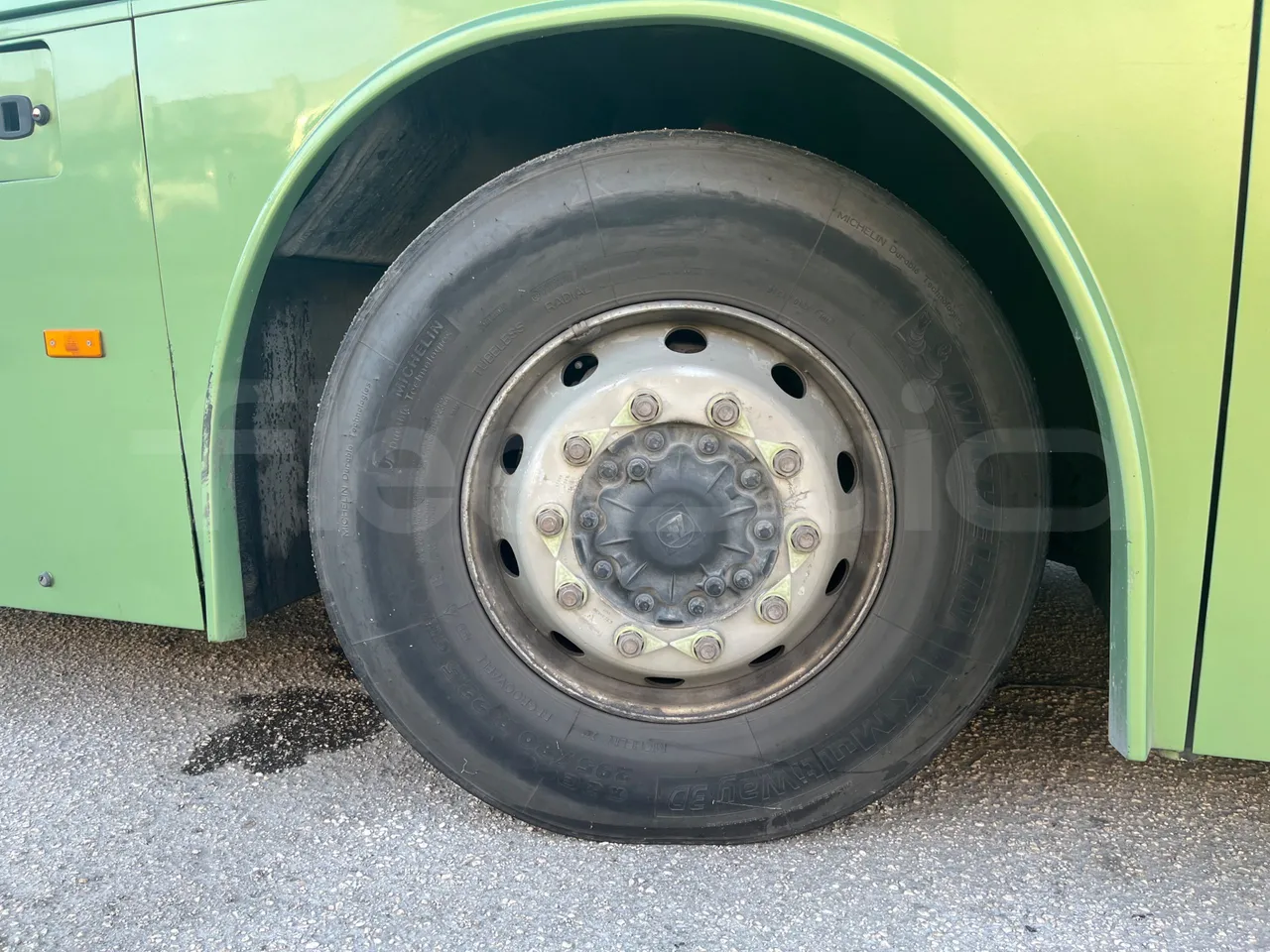 Temsa Safari RD R A T-I53 - Euro 5 - 266 kw - 12.200 mt - front left tire measurements