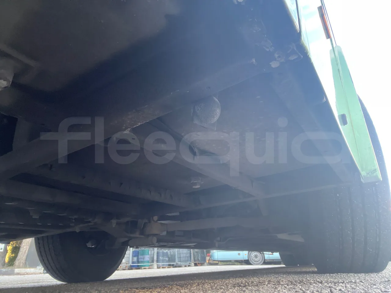 Temsa Safari RD R A T-I53 - Euro 5 - 266 kw - 12.200 mt - front axle left side