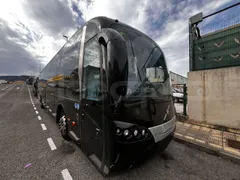 Volvo B12B B12B - EUR4 - 309kW -12.975m - 3/4 front right doors